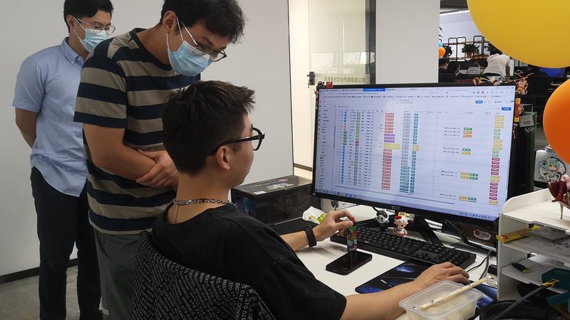 会议椅套布置效果图定制，价格几何？**