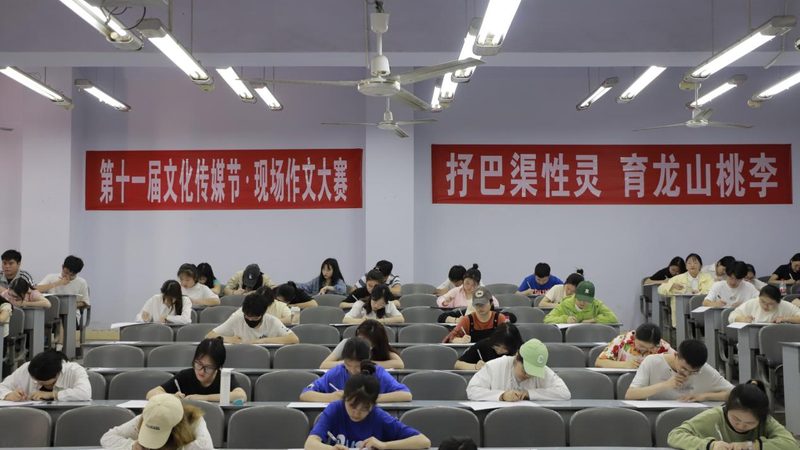 误区一：像素越高越好